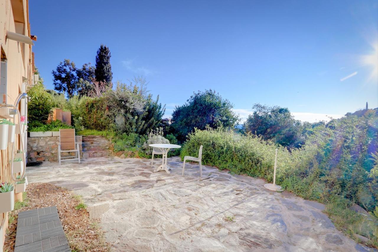 Hotel La farigoulette Le Le Rayol-Canadel-sur-Mer Esterno foto
